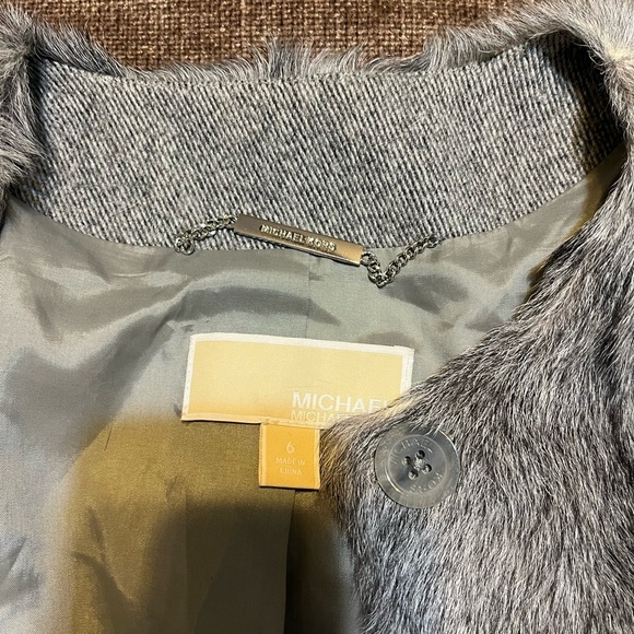 MICHAEL Michael Kors Mixed Media Gray Fur Coat - Size 6 - Picture 9 of 12